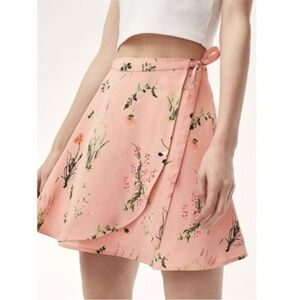 Aritzia Sunday Best Ariel Wrap Skirt Size 6